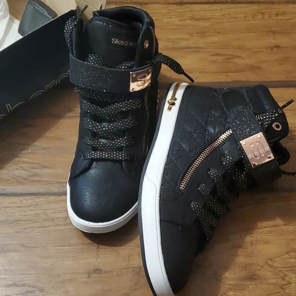 Skechers quilted kicks